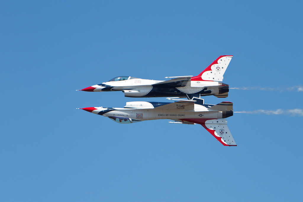 US-Air-Force-Thunderbirds-Mike-Dooley.jpg