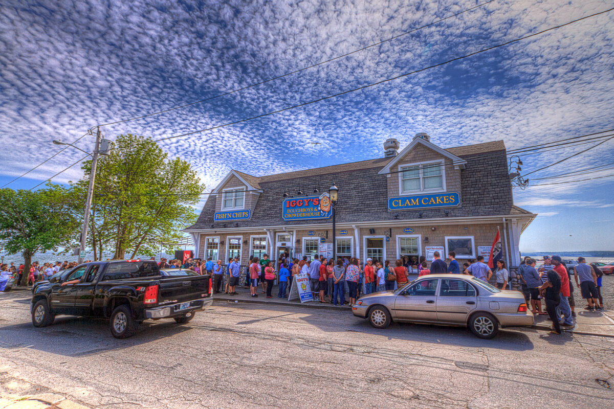 Iggy's Doughboys and Chowder House on Oakland Beach Ave, Warwick, Rhode Island